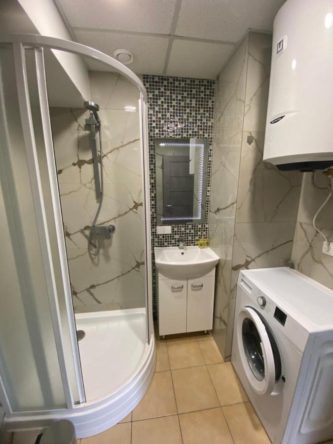 Jacuzzi Apartament Old Town Klaipėda Buitenkant foto